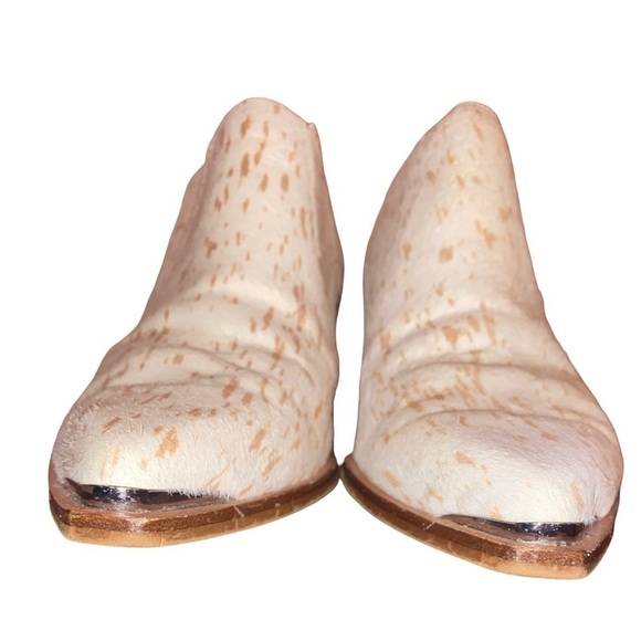 DOLCE VITA Sloan Calf Hair Western Style Leather Ankle Bootie Cream/Tan Size 9 - Picture 4 of 9